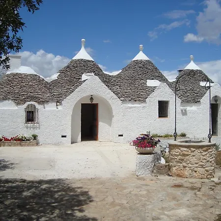 Trulli Arcobaleno Holiday home *