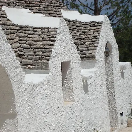 Trulli Arcobaleno Castellana Grotte