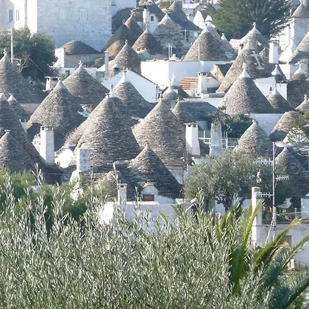 Trulli Arcobaleno Holiday home *